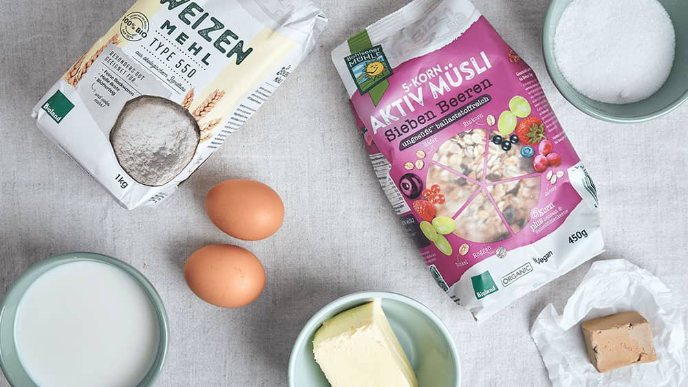 Hefezopf mit getrockneten Früchten | Osterzopf