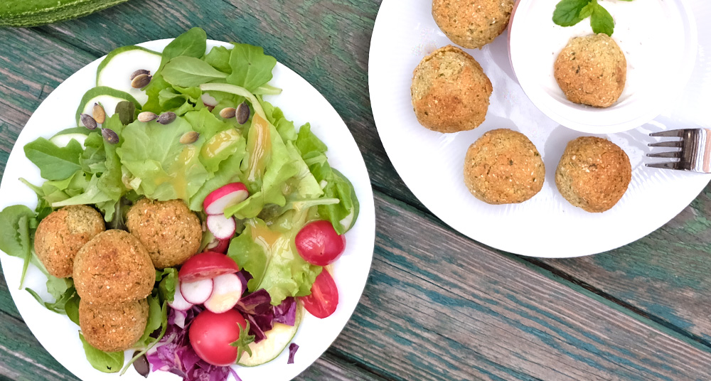 Sommersalat mit Falafel